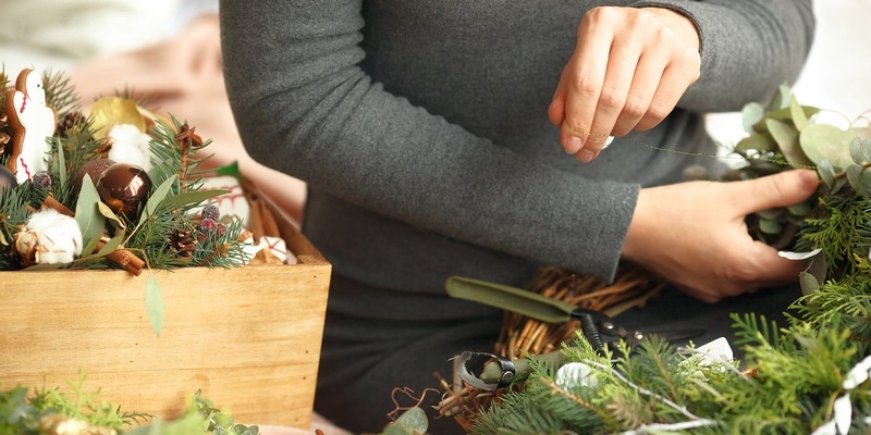 Weihnachtsdeko an Haus und Balkon: Was ist erlaubt?