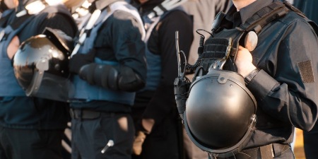 Wohnungsdurchsuchung: Wie verhalte ich mich richtig?